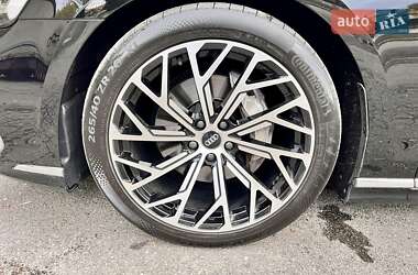 Седан Audi A8 2023 в 