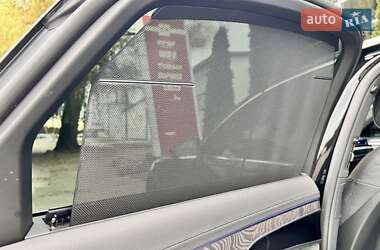 Седан Audi A8 2023 в 