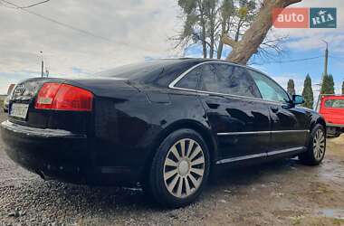 Седан Audi A8 2004 в 