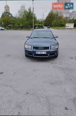 Седан Audi A8 2004 в 