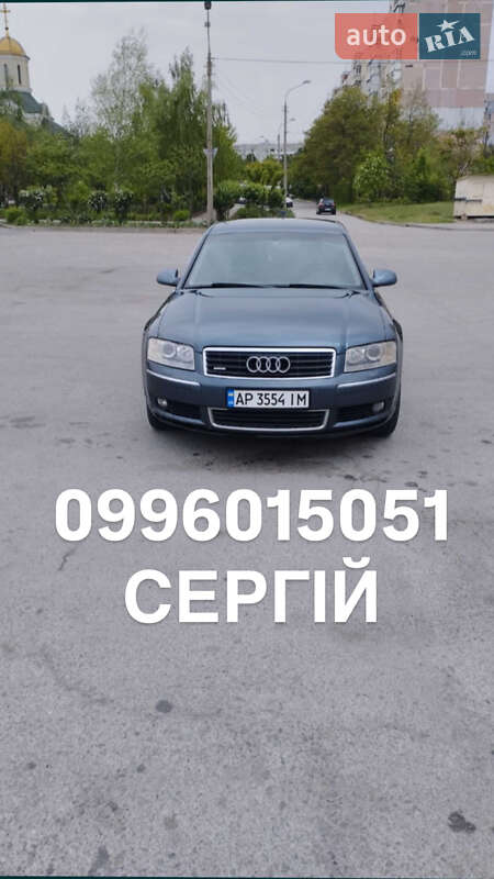Седан Audi A8 2004 в 