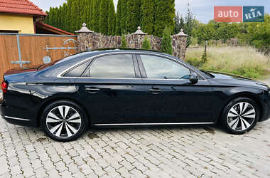 Седан Audi A8 2014 в 