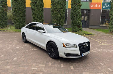 Седан Audi A8 2016 в 