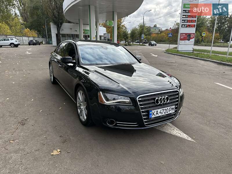 Седан Audi A8 2013 в Киеве