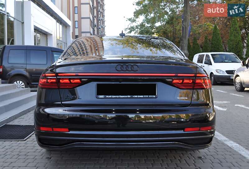 Седан Audi A8 2023 в Одессе