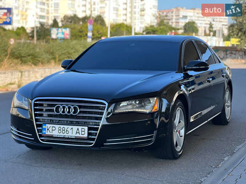 Седан Audi A8 2013 в Харькове