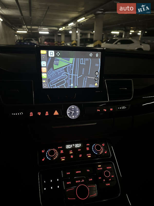 Седан Audi A8 2017 в Києві