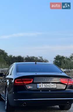 Седан Audi A8 2011 в 