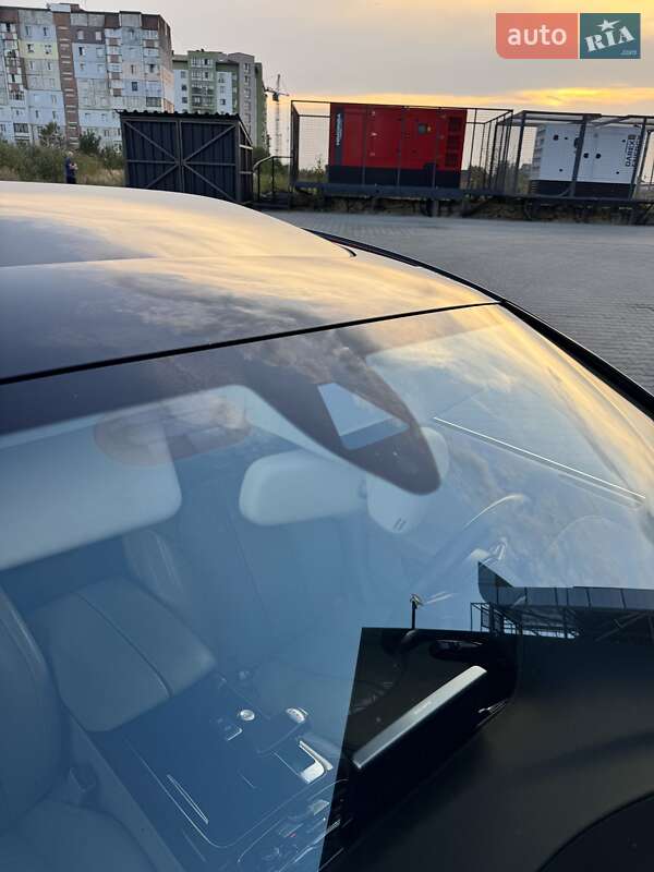 Седан Audi A8 2011 в Івано-Франківську