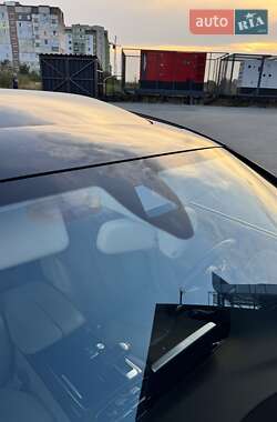 Седан Audi A8 2011 в 