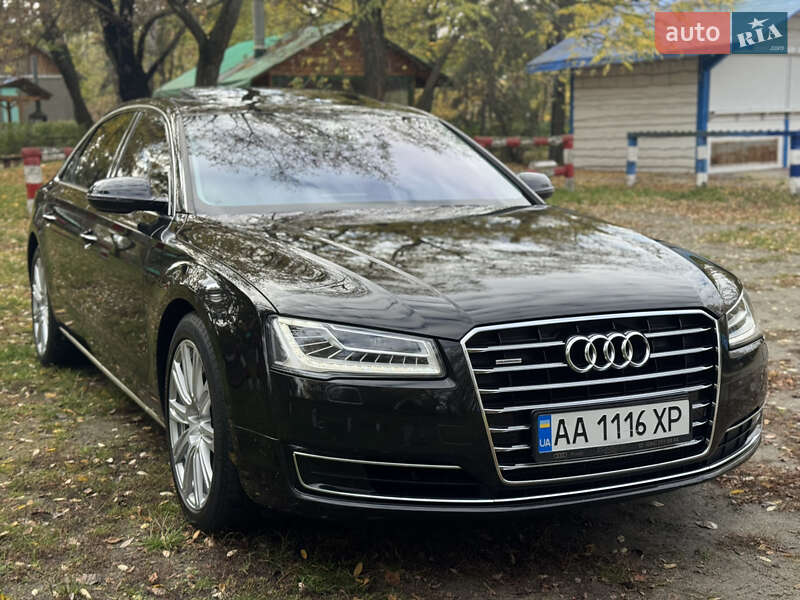 Седан Audi A8 2017 в Харькове