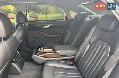 Седан Audi A8 2017 в 