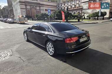 Седан Audi A8 2013 в 