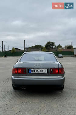 Седан Audi A8 1994 в 