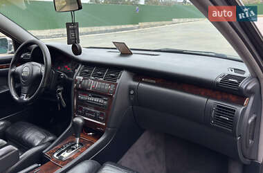 Седан Audi A8 1994 в 