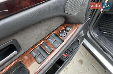 Седан Audi A8 2001 в 