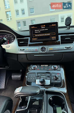 Седан Audi A8 2014 в 