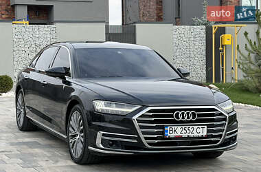 Седан Audi A8 2018 в 
