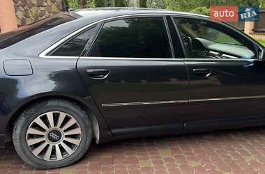 Седан Audi A8 2005 в 