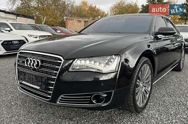 Седан Audi A8 2012 в 
