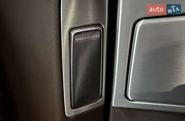 Седан Audi A8 2012 в 