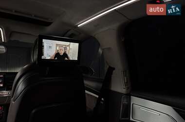 Седан Audi A8 2012 в 