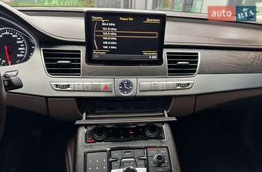 Седан Audi A8 2012 в 