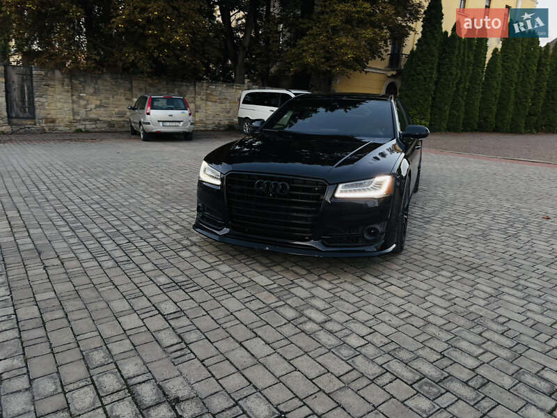Седан Audi A8 2015 в Хмельницком