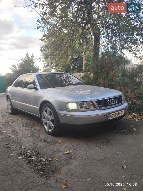 Audi A8 1997