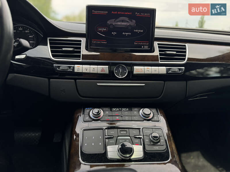 Седан Audi A8 2014 в Києві фото 24 Седан Audi A8 2014 в Києві