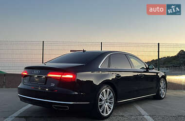 Седан Audi A8 2014 в 