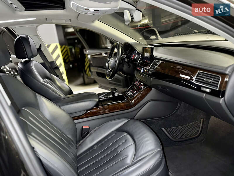 Седан Audi A8 2017 в Києві фото 38 Седан Audi A8 2017 в Києві