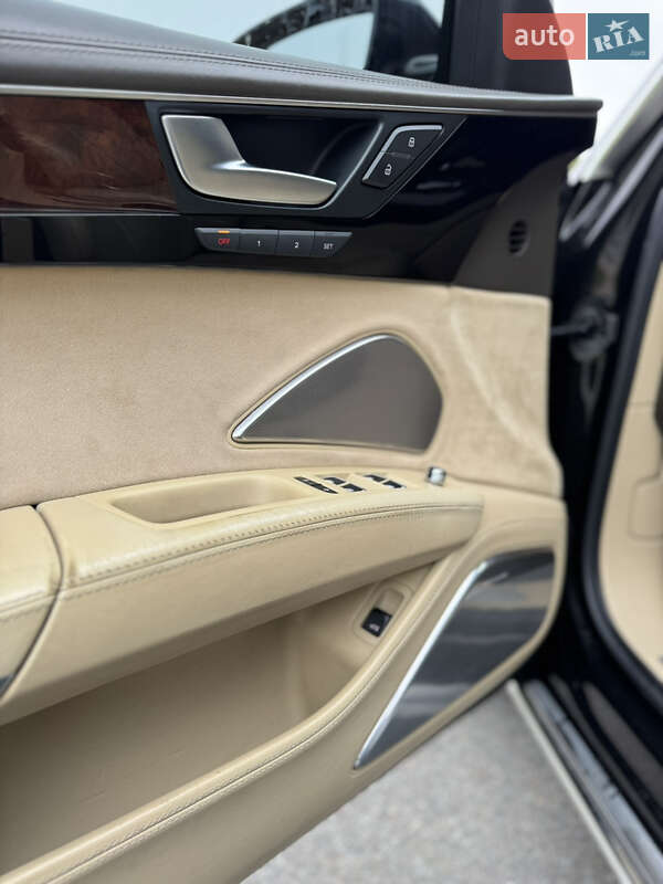 Седан Audi A8 2011 в Києві фото 8 Седан Audi A8 2011 в Києві