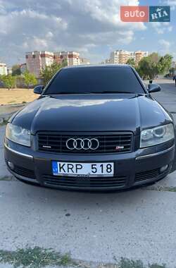 Седан Audi A8 2004 в Херсоні