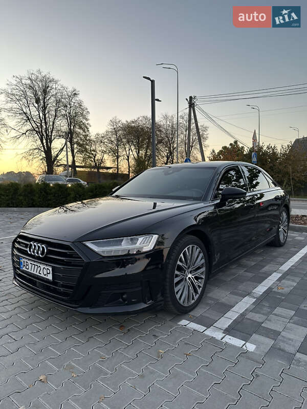 2021 Audi A8, VIN WAUZZZF86MN024288:plate — фото 1 (autoria)