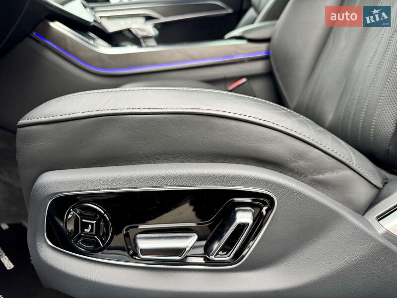 Седан Audi A8 2022 в Києві фото 28 Седан Audi A8 2022 в Києві