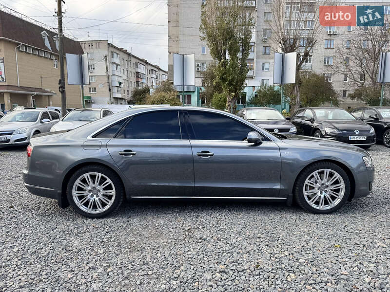 Седан Audi A8 2014 в Бердичеве