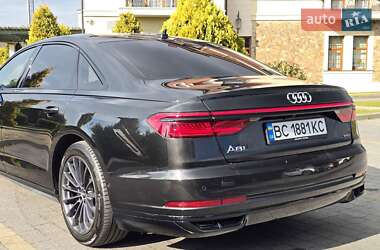 Седан Audi A8 2021 в Львові
