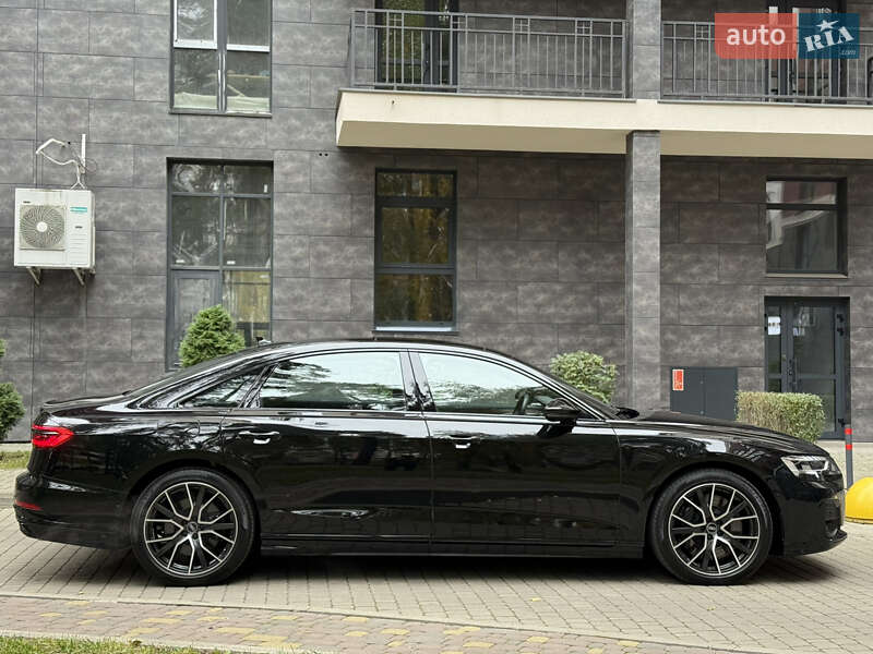 Седан Audi A8 2021 в Києві