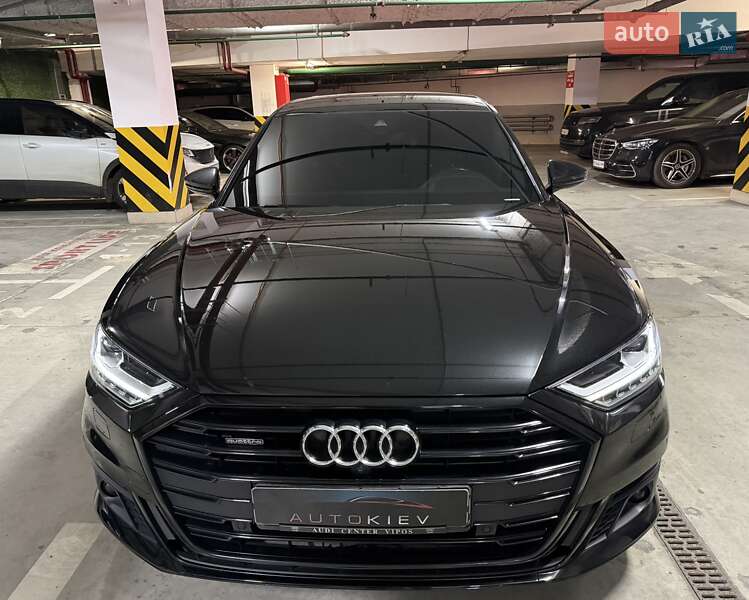Седан Audi A8 2021 в Києві
