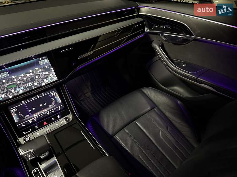 Седан Audi A8 2021 в Києві