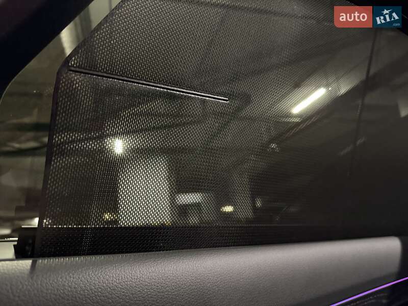 Седан Audi A8 2021 в Києві