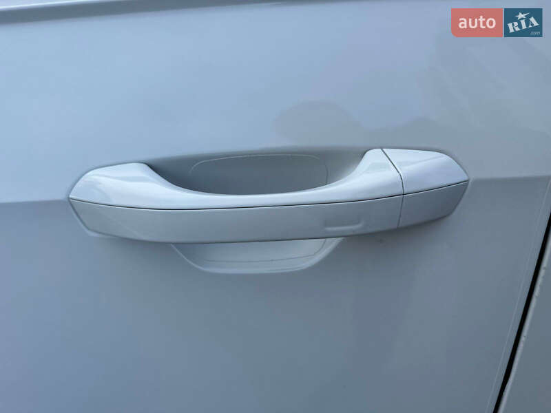 Седан Audi A8 2020 в Киеве