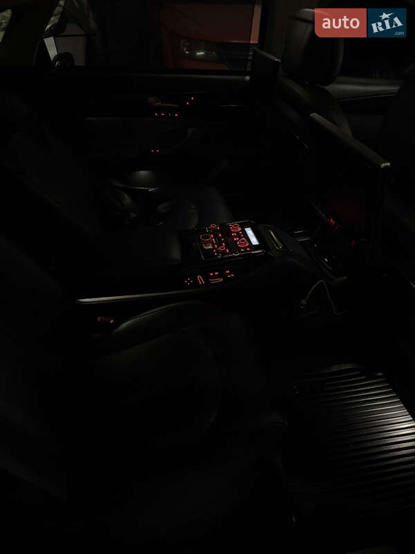 Седан Audi A8 2013 в Києві фото 13 Седан Audi A8 2013 в Києві