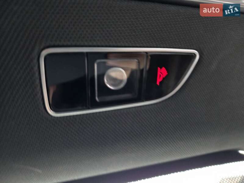 Седан Audi A8 2015 в Киеве фото 18 Седан Audi A8 2015 в Киеве