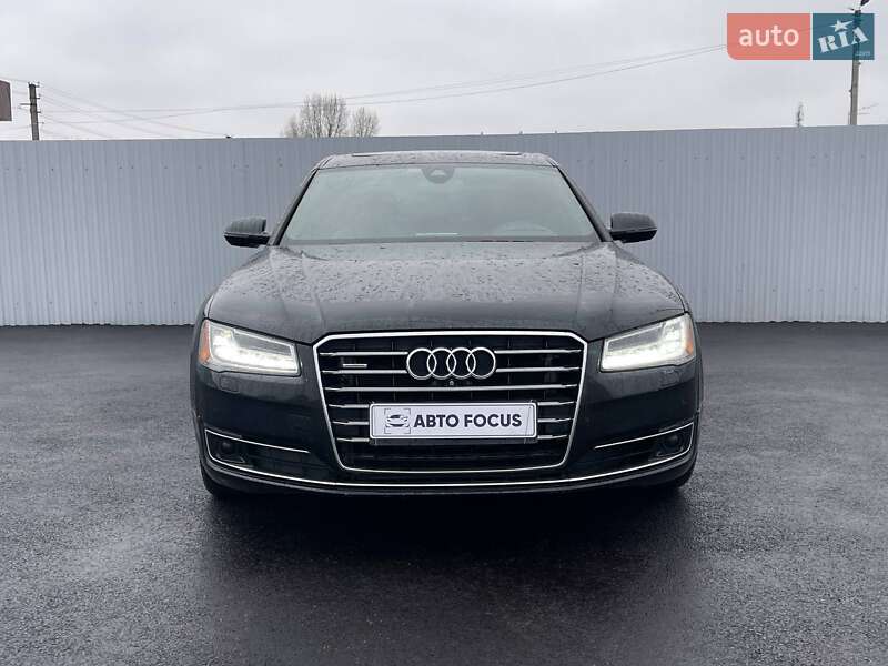 Седан Audi A8 2015 в Киеве