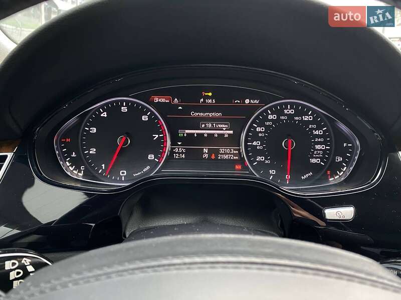 Седан Audi A8 2015 в Киеве