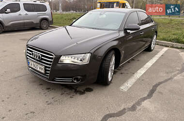 Седан Audi A8 2012 в Києві