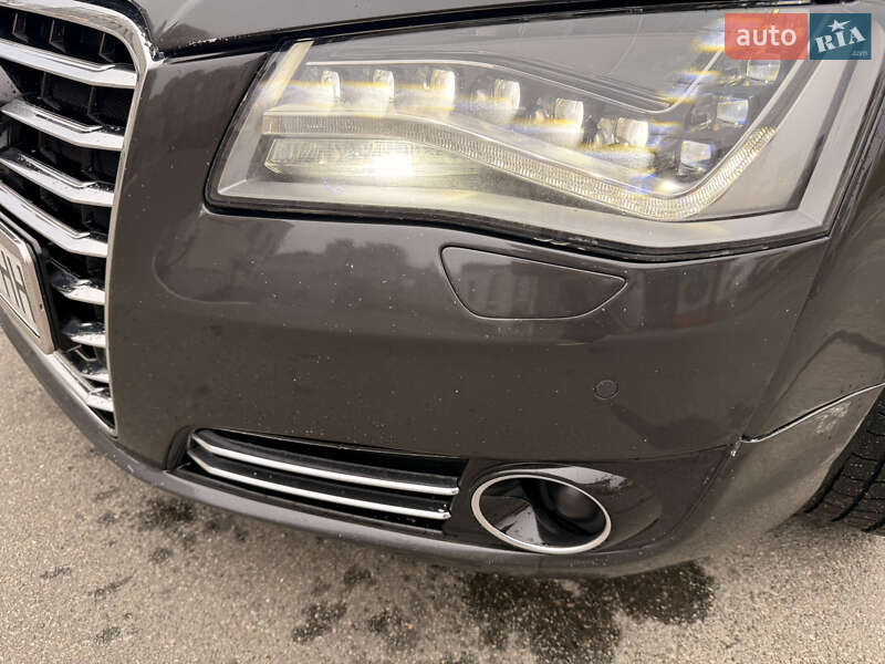 Седан Audi A8 2012 в Киеве