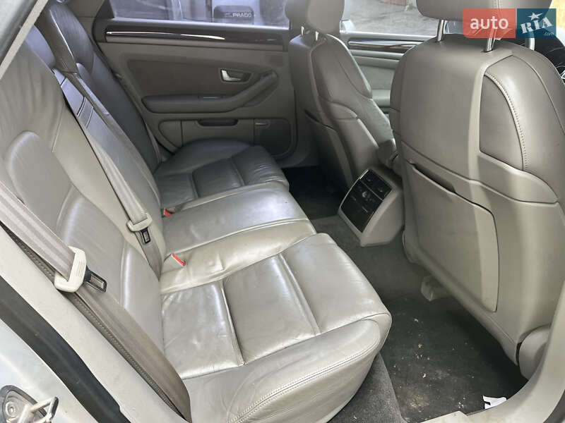 Седан Audi A8 2003 в Харкові